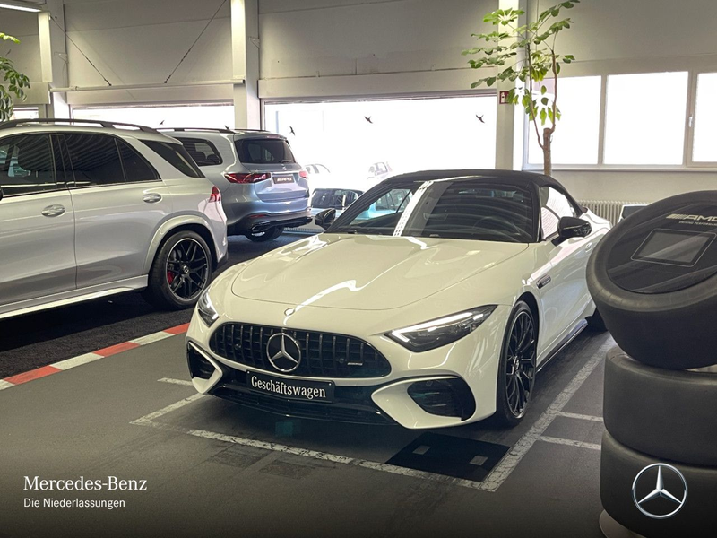 Mercedes-Benz SL 43 AMG Cab. Fahrass WideScreen Burmester Distr+ — photo 2