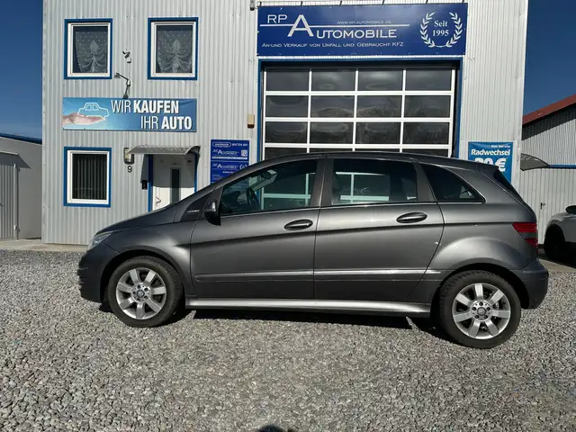 Mercedes-Benz B 180 B 180 KLIMA SITZHEIZUNG ( KUPPLUNG SCHLECHT )
