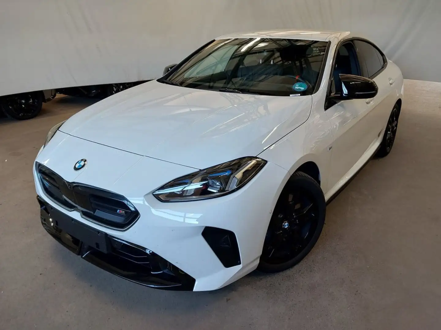 BMW 235 M xDr.GC. HUD ACC SurView Massage Lenkradh. LED Blanc - 2