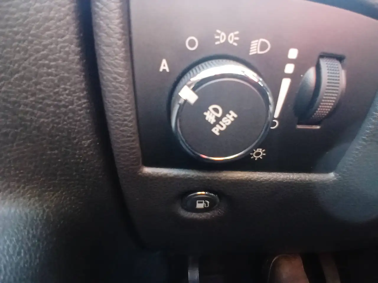 Jeep Grand Cherokee photo Jeep Grand Cherokee