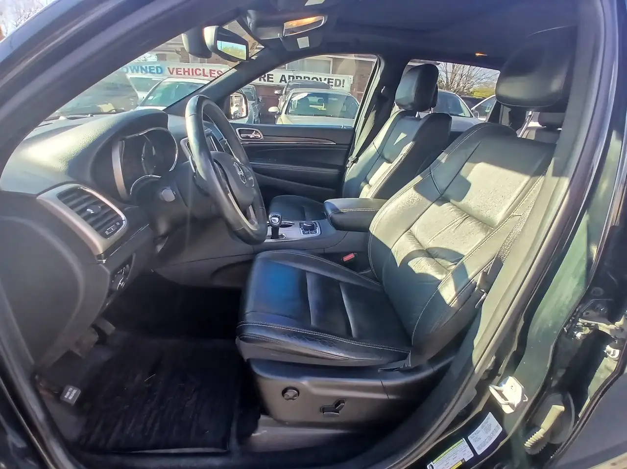Jeep Grand Cherokee photo Jeep Grand Cherokee