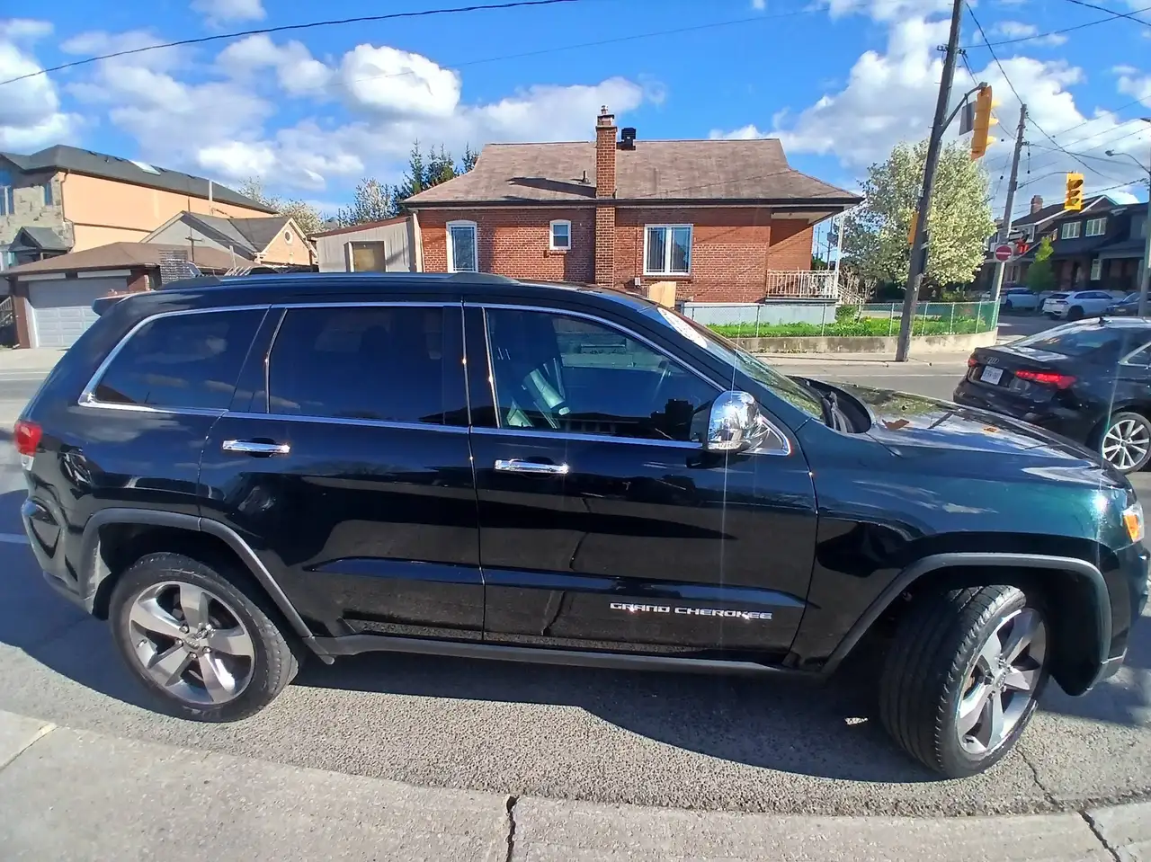 Jeep Grand Cherokee photo Jeep Grand Cherokee
