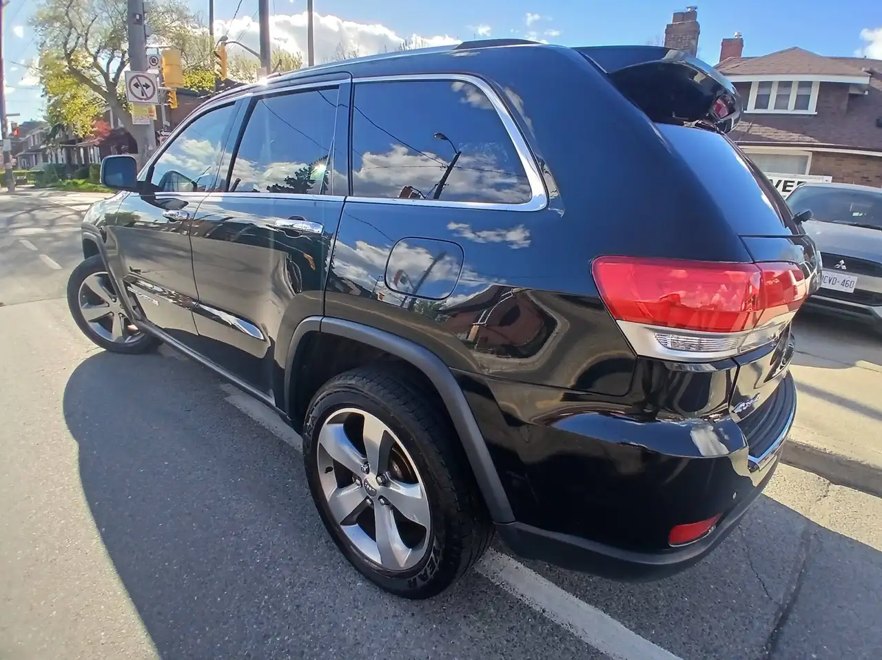 Jeep Grand Cherokee photo Jeep Grand Cherokee