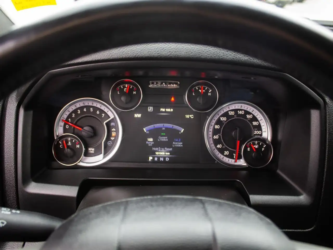 RAM 1500 снимка RAM 1500