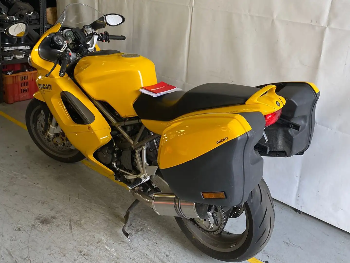 Ducati ST 4 Amarillo - 2
