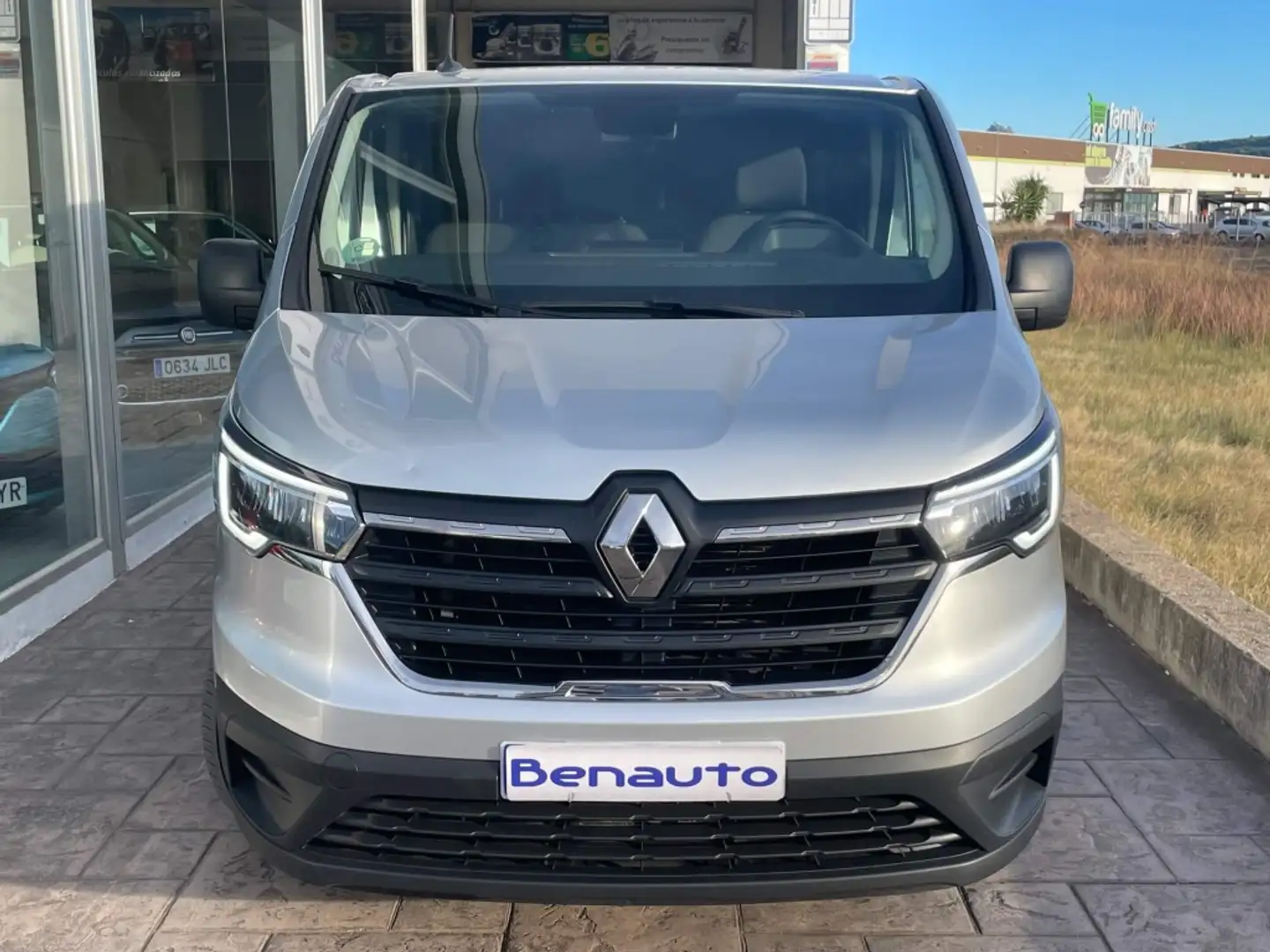 Renault Trafic 2.0dCi Energy Blue 9 81kW Gris - 2