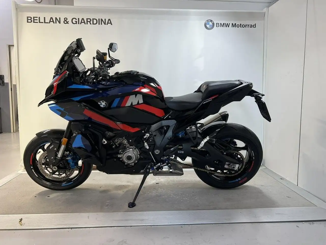 BMW M 1000 XR