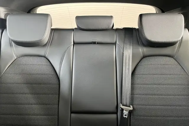 Alfa Romeo Stelvio view 28
