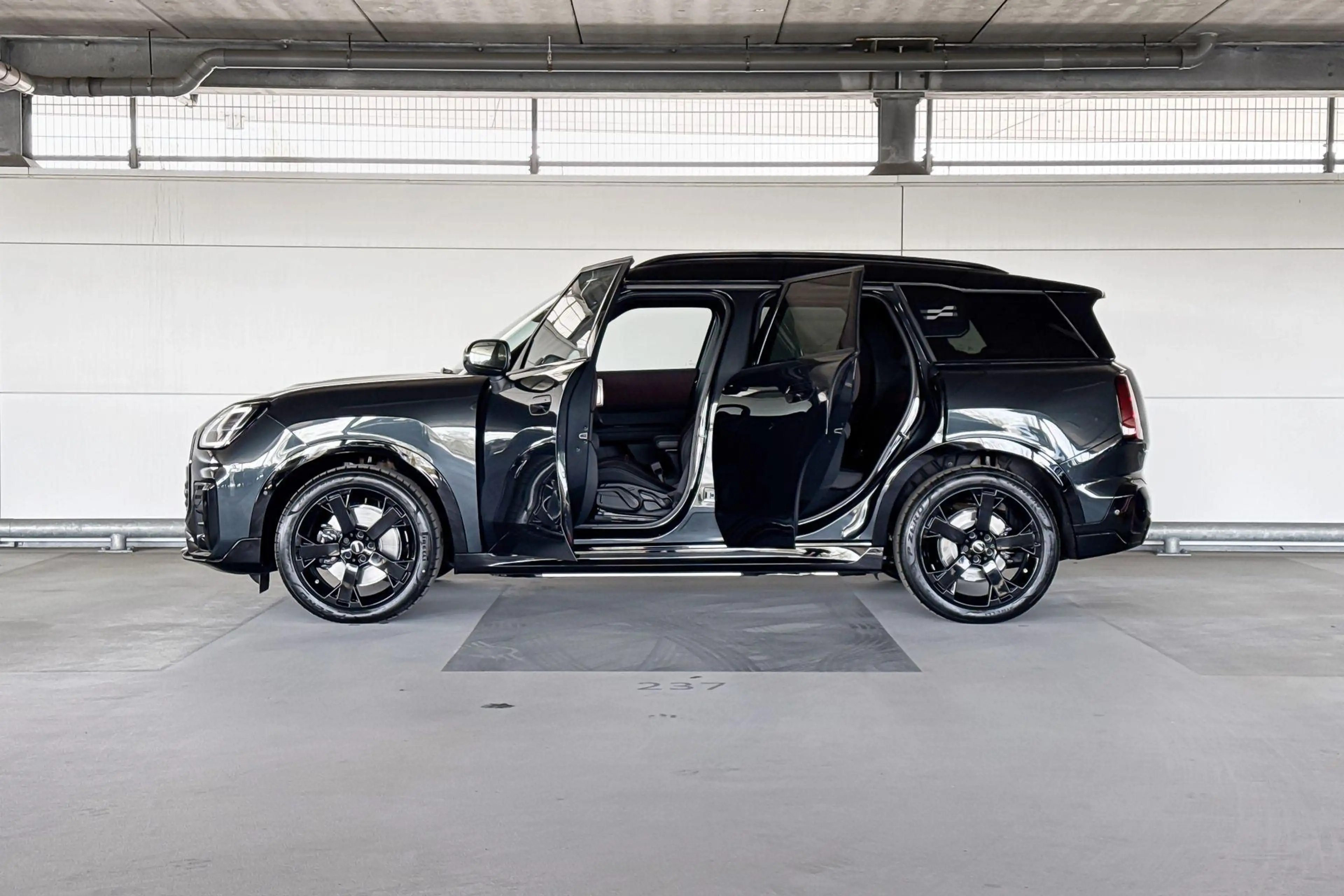 MINI John Cooper Works Countryman Electric E M 66.5 kWh | Pakket M | Dak en spiegelk — photo 3