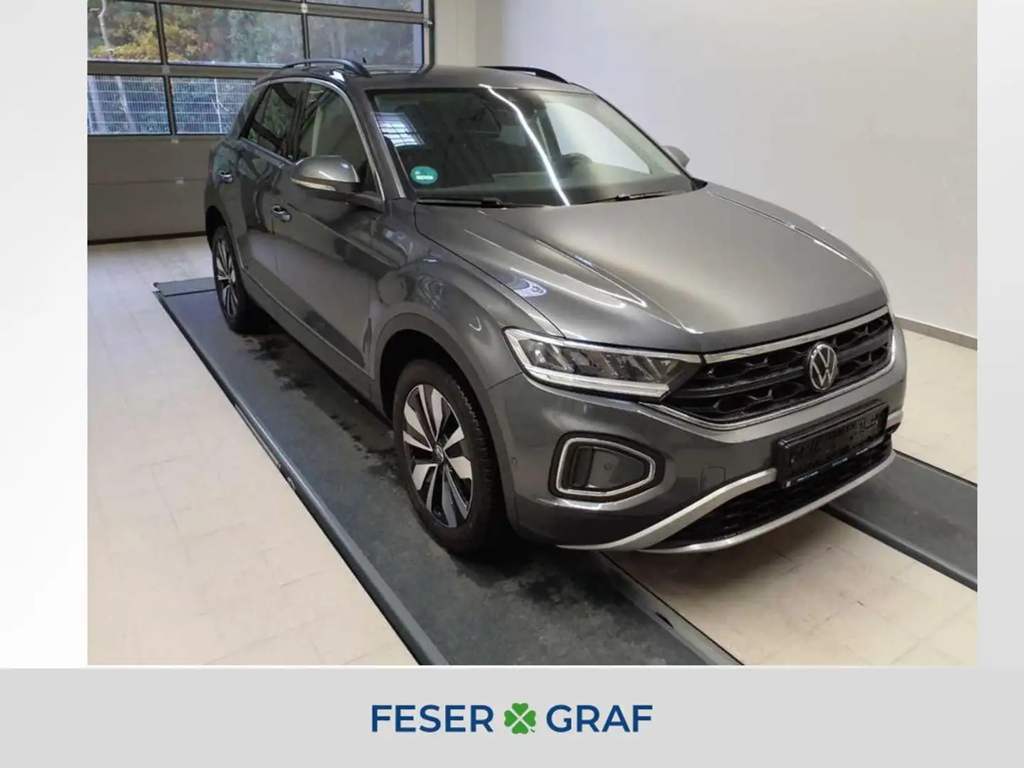 Volkswagen T-Roc MOVE 1.5 TSI DSG 150PS Grau - 1