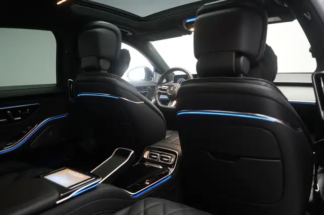 Mercedes-Benz S-Class view 9