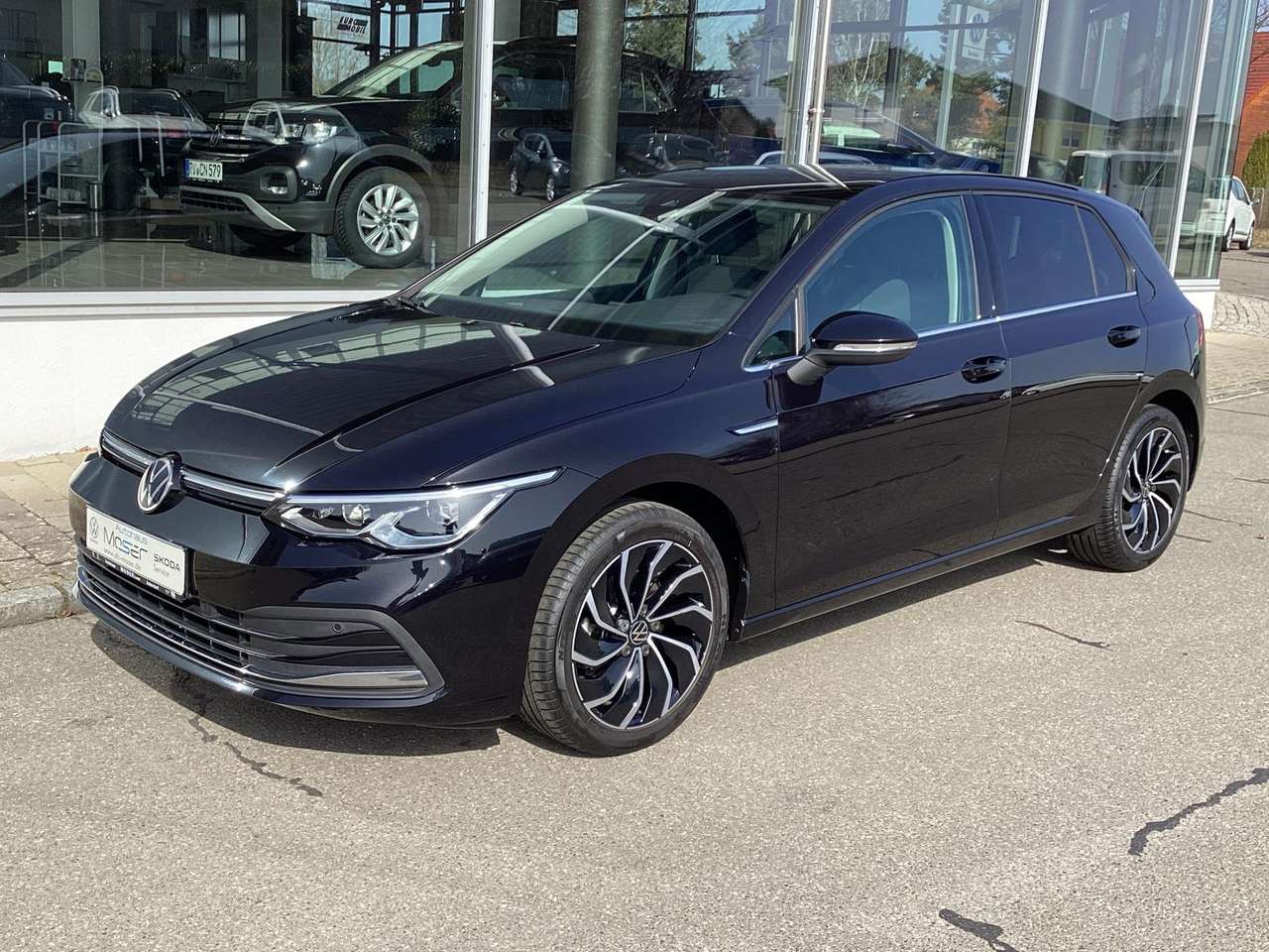 Volkswagen Golf 2022 — 1.5 TSI ACT Style/Kamera/ACC/Matrix/Navi