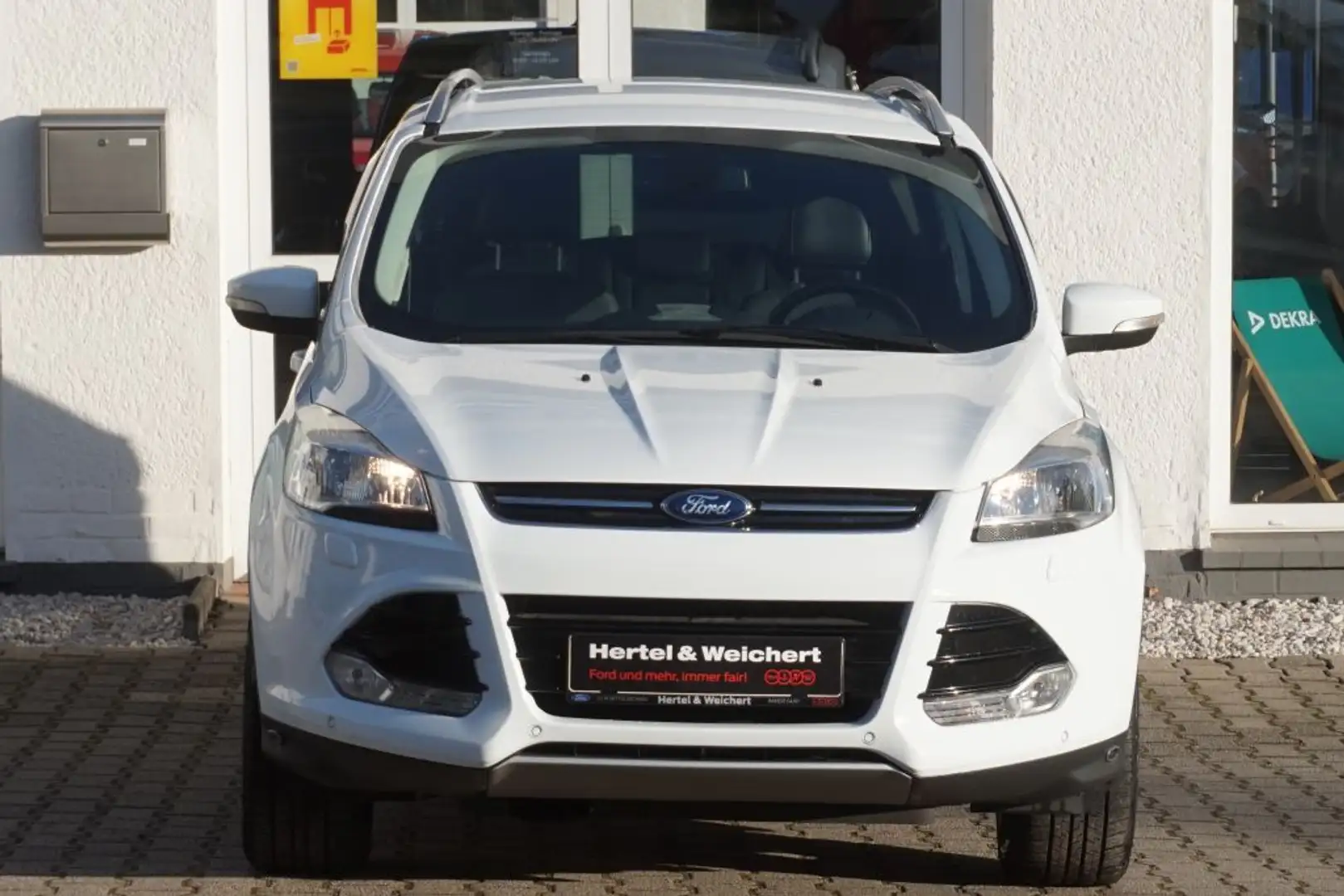 Ford Kuga 2.0 TDCi 4x4 Aut. Titanium Weiß - 2