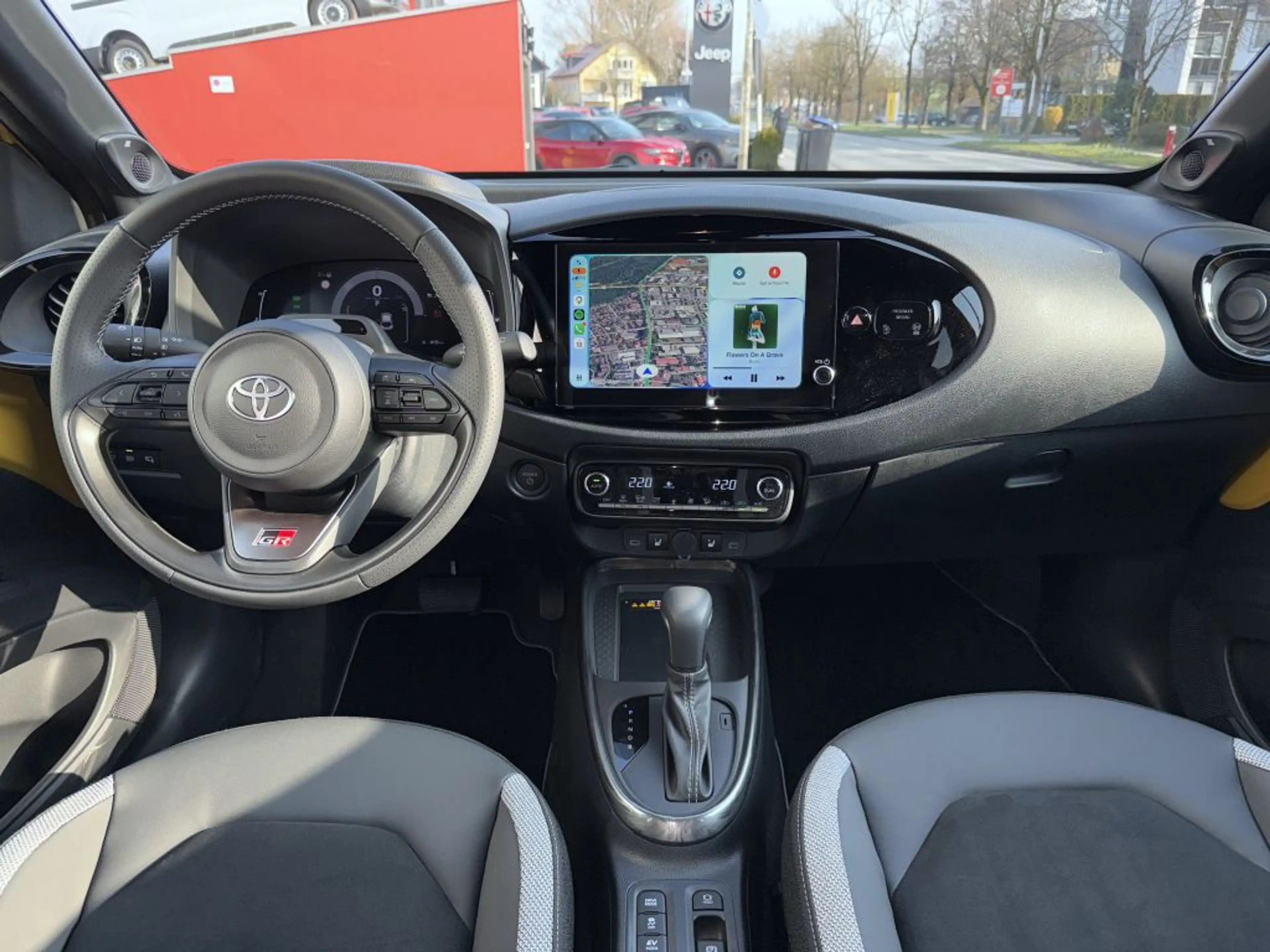 Toyota Aygo X Hybrid GR Sport JBL,CarPlay,Sitzhzg.,ACC,Kamera — photo 12
