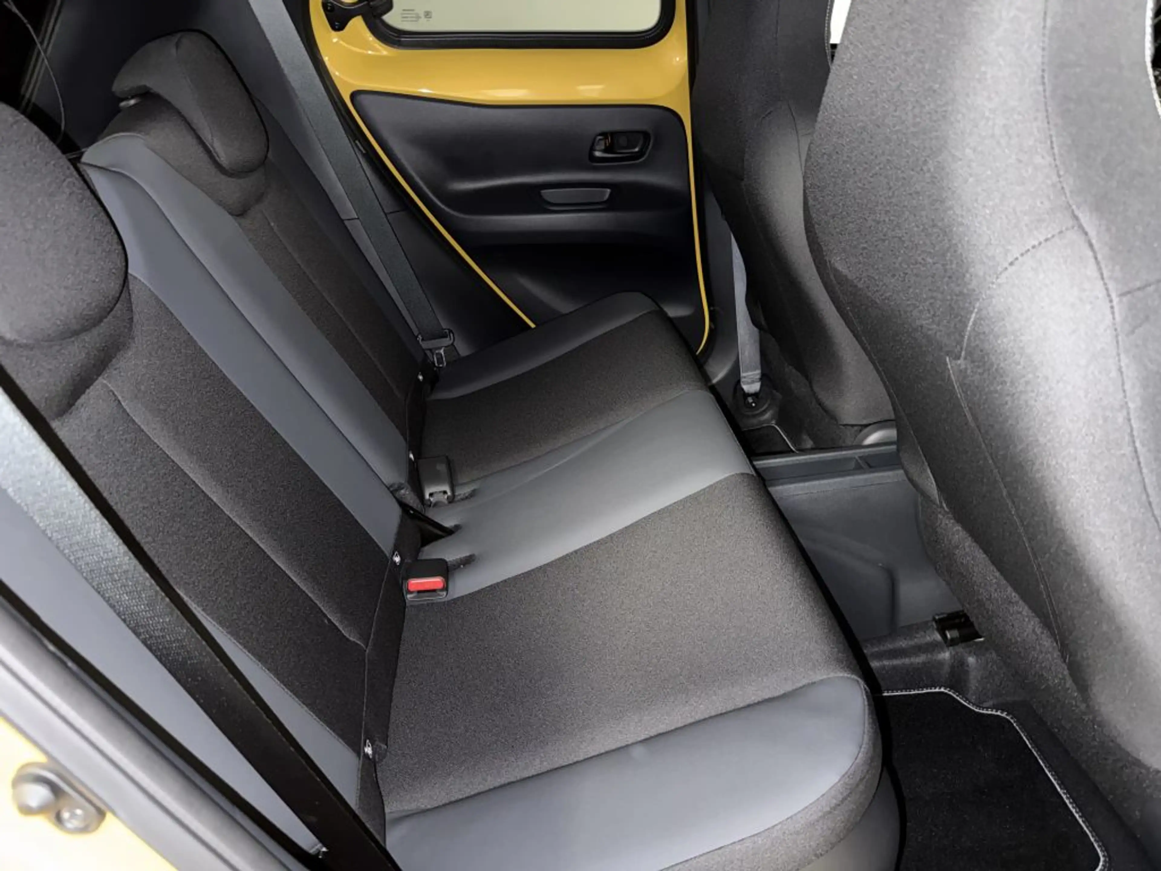 Toyota Aygo X Hybrid GR Sport JBL,CarPlay,Sitzhzg.,ACC,Kamera — photo 11