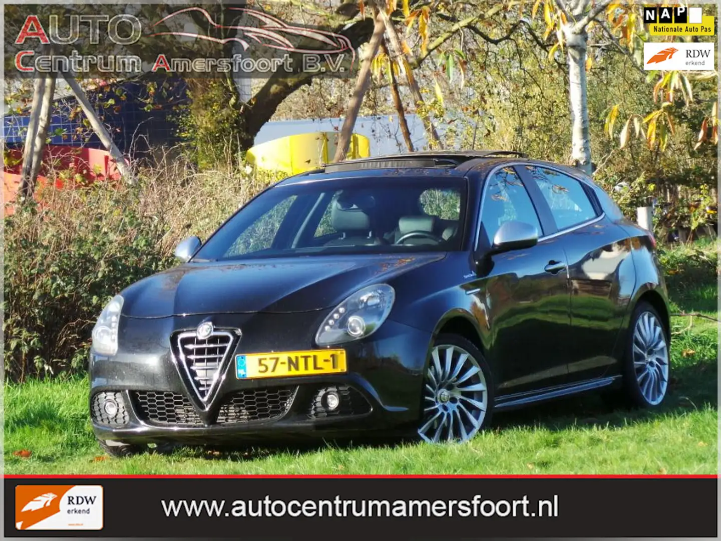 Alfa Romeo Giulietta 1.4 T Distinctive ( INRUIL MOGELIJK ) Zwart - 1