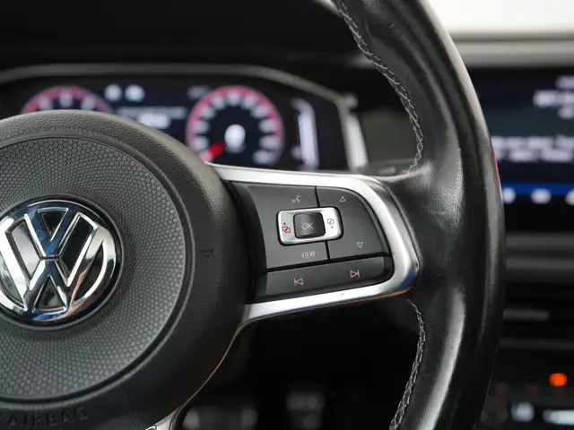Volkswagen Polo view 9