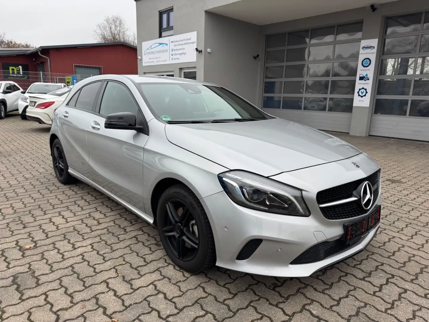 Mercedes-Benz A 220 Business Paket Silber - 2