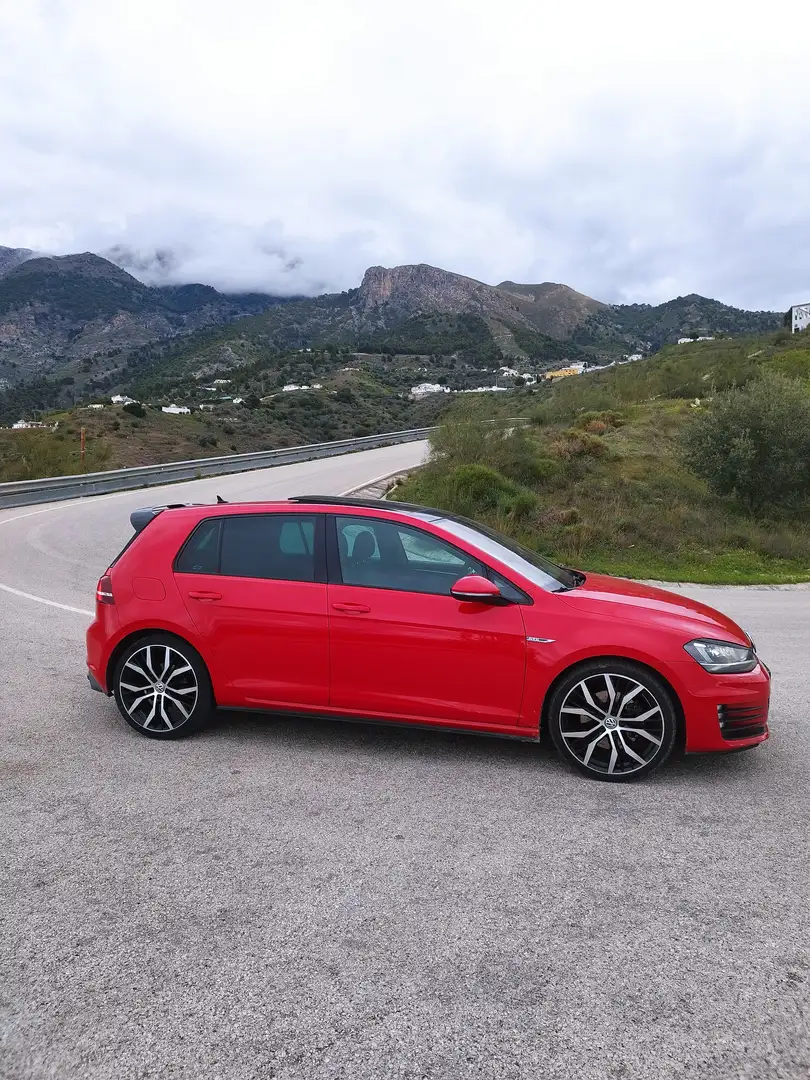 Volkswagen Golf GTD 2.0TDI CR BMT DSG 184 - 2