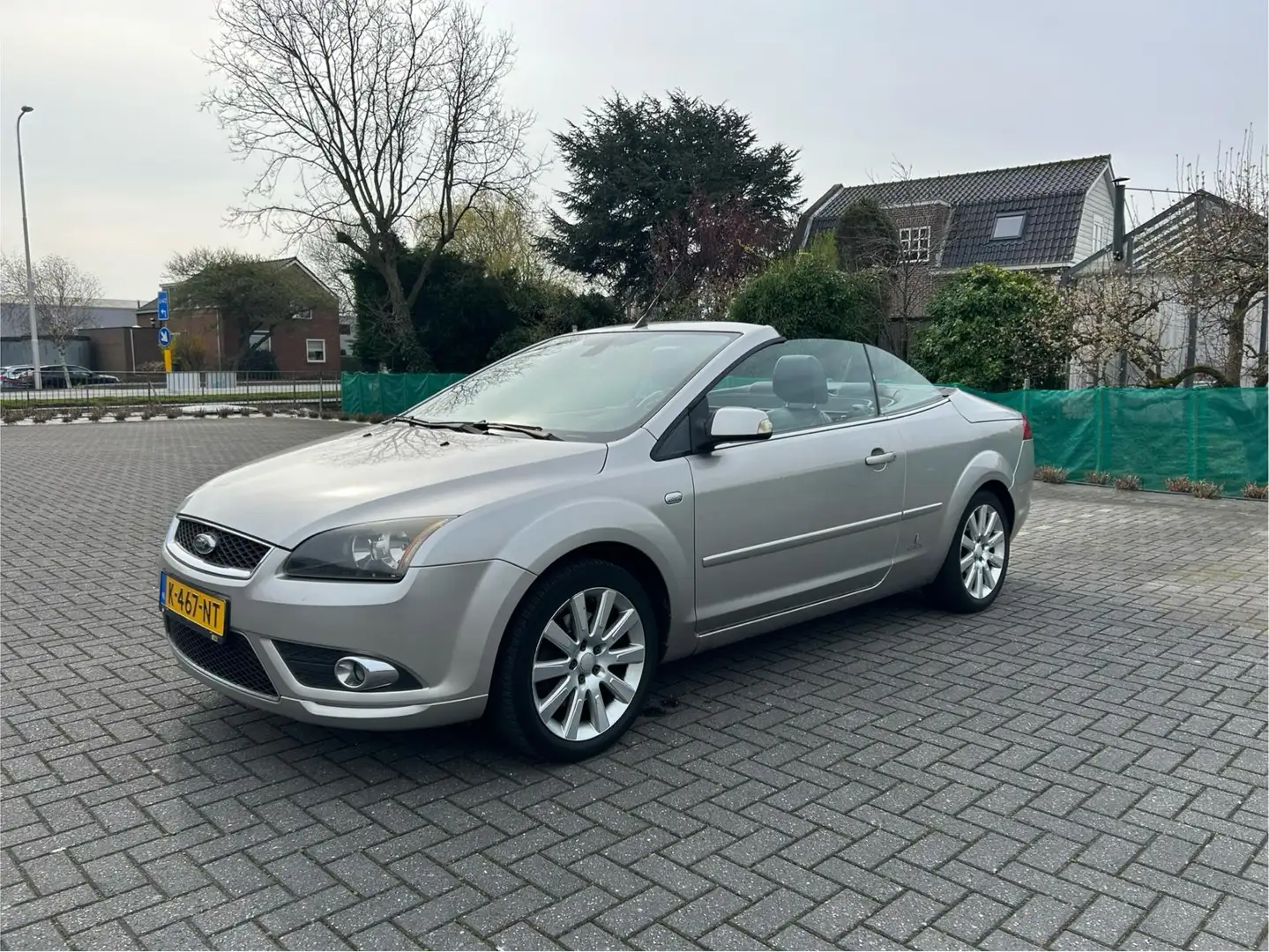 Ford Focus CC 2.0-16V Trend | Climate control | cruise | Gris - 1