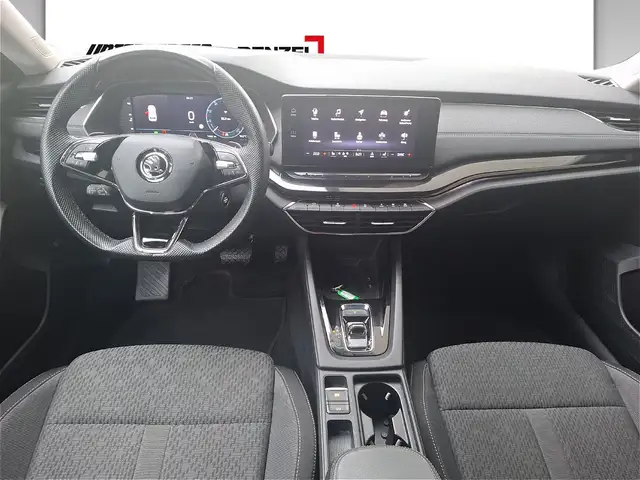 Skoda Octavia view 7