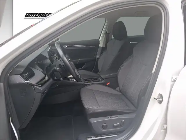Skoda Octavia view 10