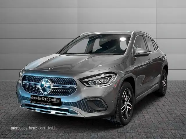 Mercedes-Benz GLA 180 - GLA 180 d Sport Plus auto