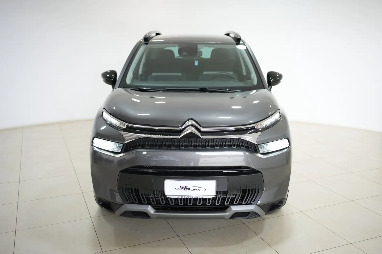 Citroen C3 Aircross BlueHDi 110 S&S Shine Grau - 2