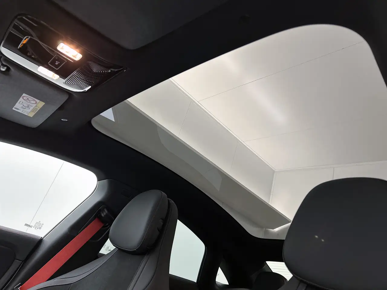 Mercedes-Benz CLA 2026 — фото 12