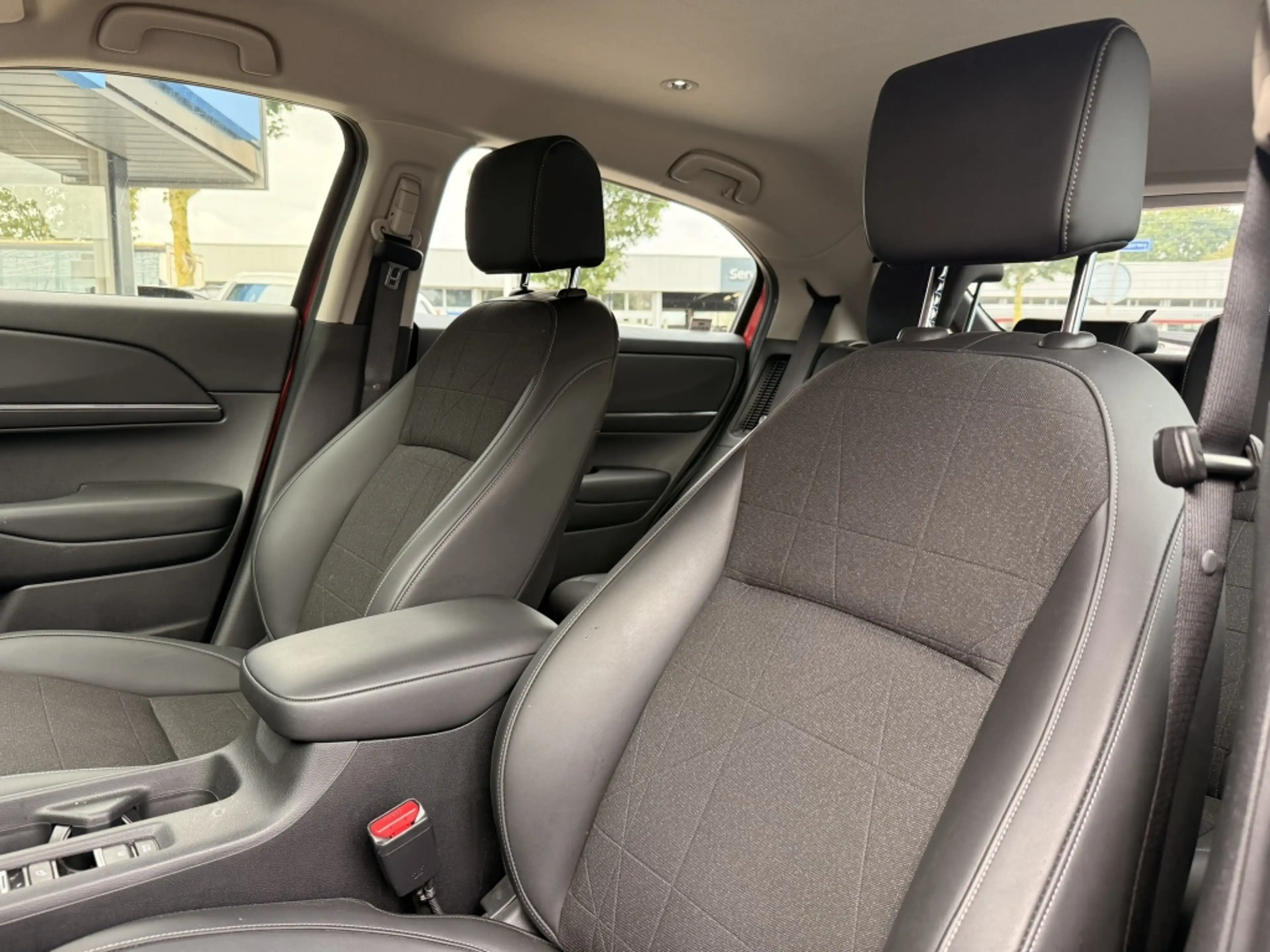 Honda HR-V 1.5 e:HEV Advance | NL Auto | Camera — photo 8