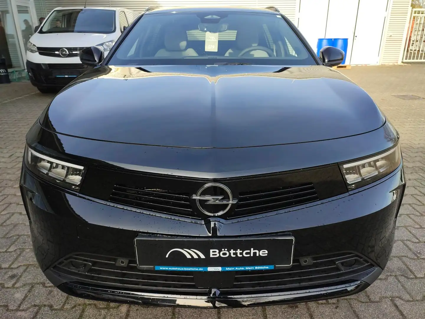 Opel Astra L Sports Tourer Edition,SHZ,LHZ,Navi,Klima,PDC,Tem Schwarz - 2