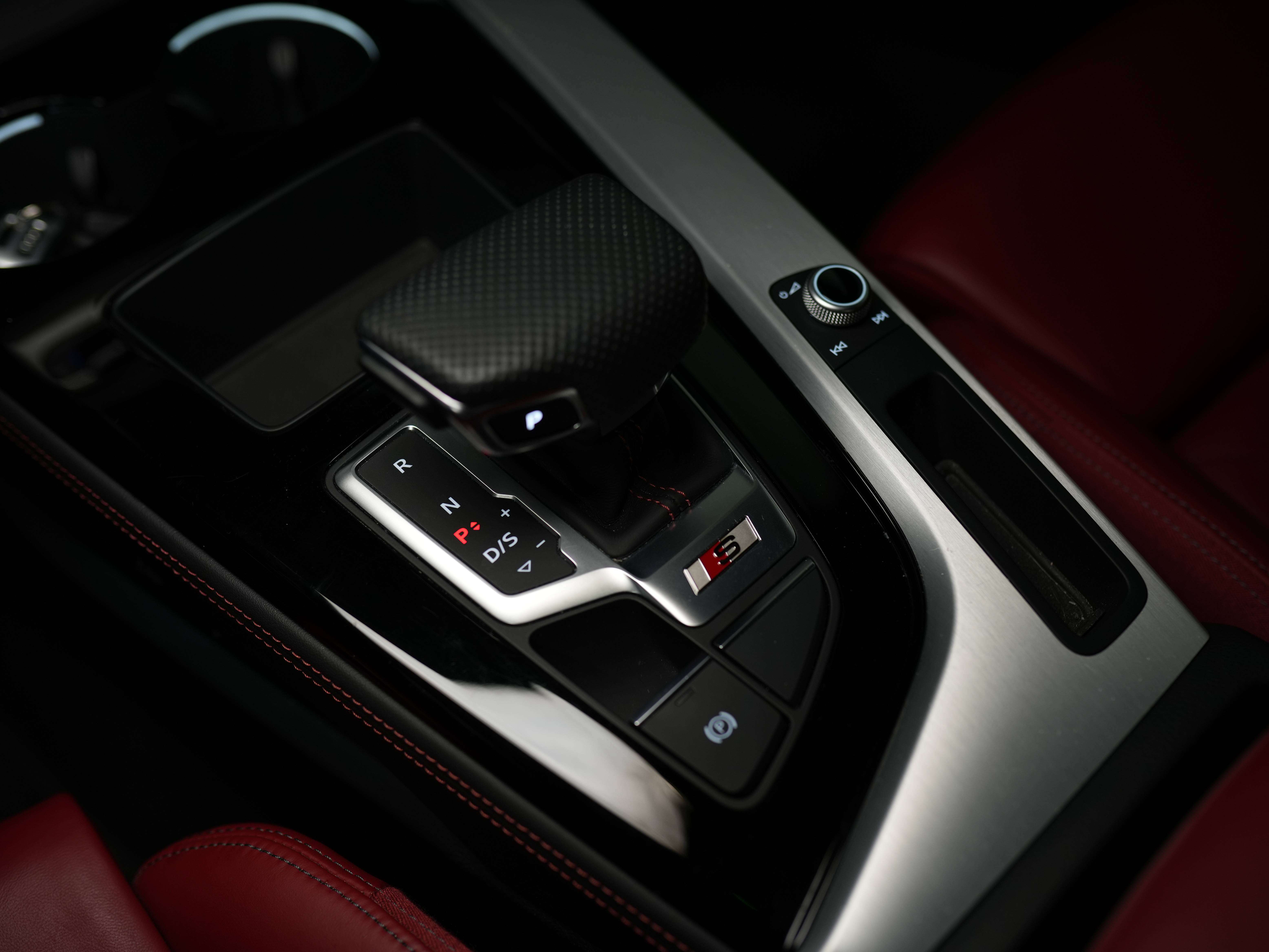 used 2021 Audi S4 car, priced at $32,900