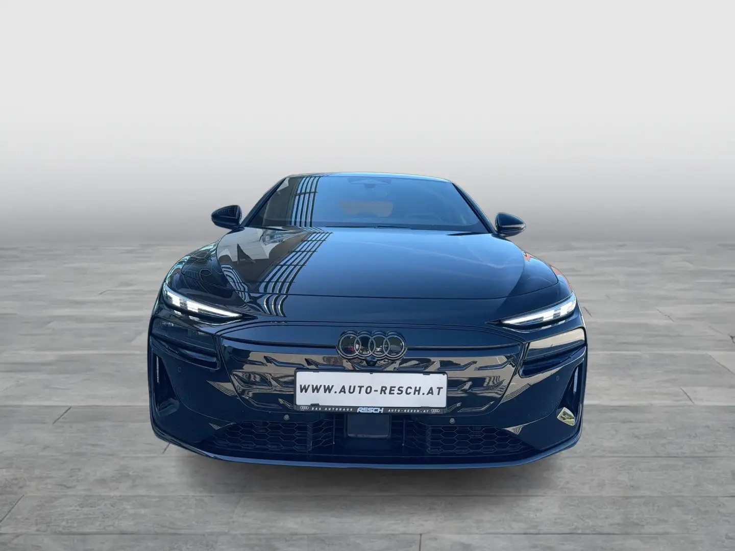 Audi S6 e-tron Avant quattro Schwarz - 2