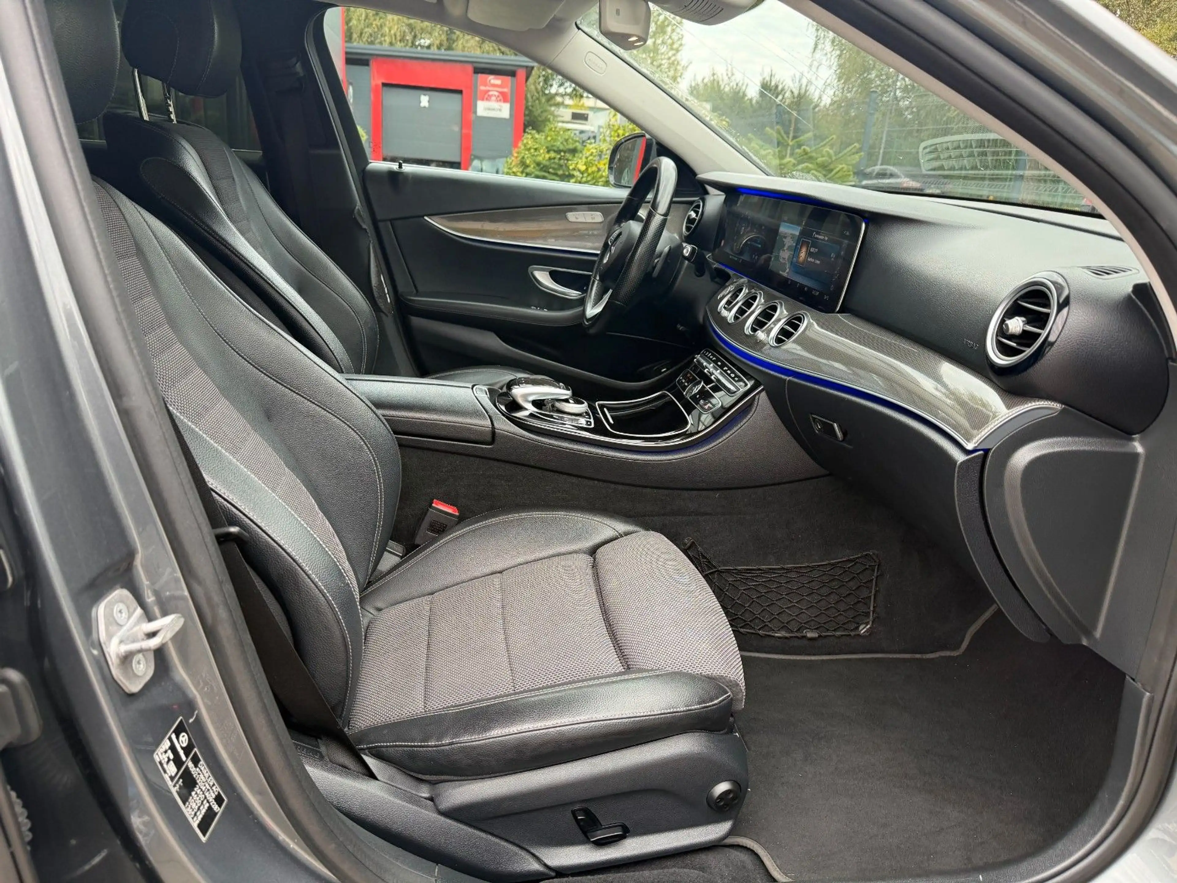 Mercedes-Benz E 220 (Tüv&Insp.neu)Widescreen — photo 11