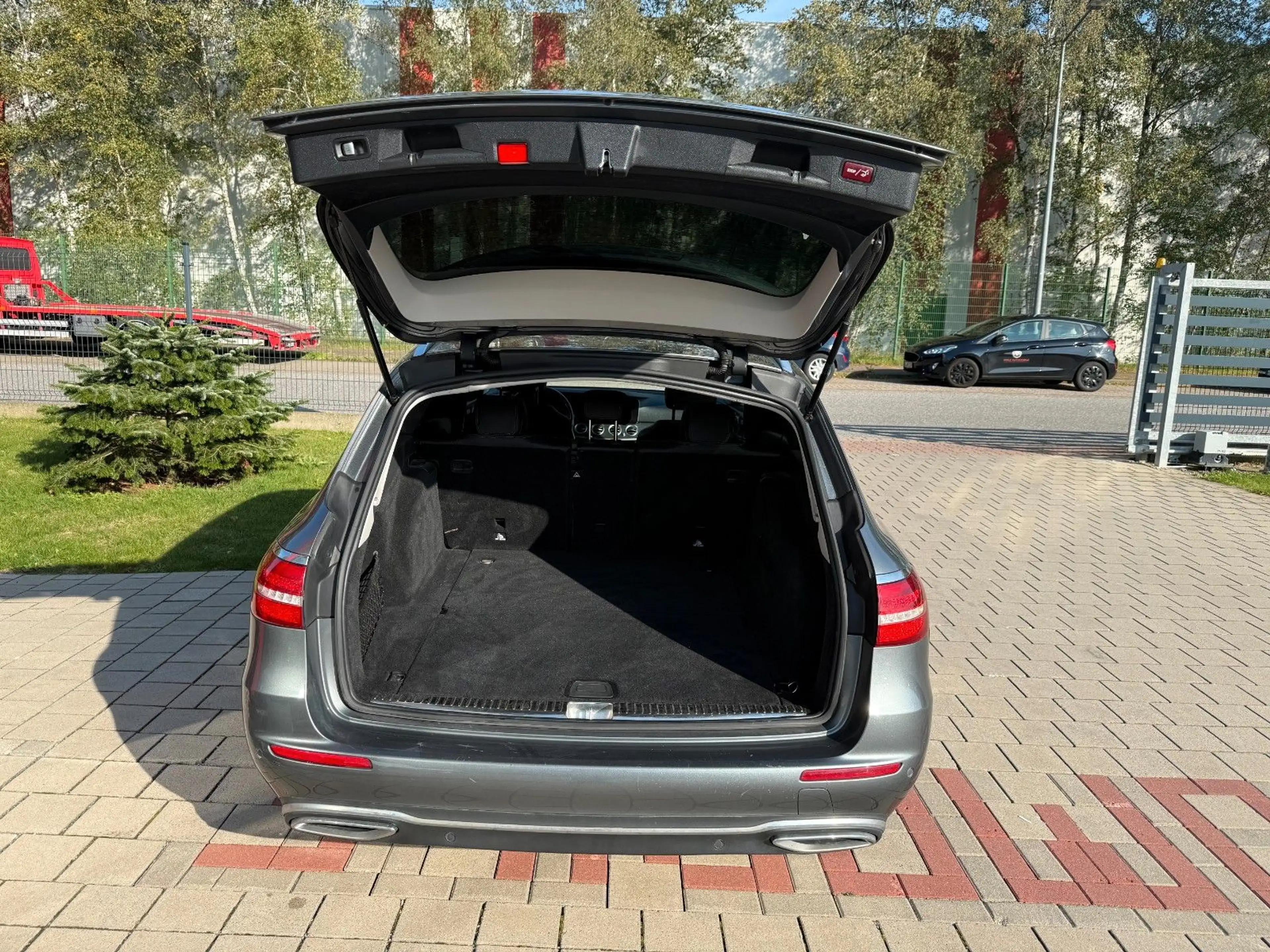 Mercedes-Benz E 220 (Tüv&Insp.neu)Widescreen — photo 15