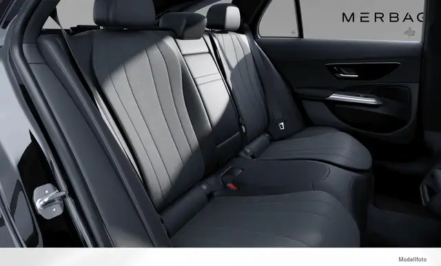 Mercedes-Benz E-Class view 6