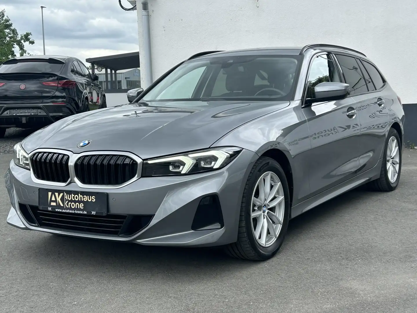 BMW 320 d Mild Hybrid *FACELIFT*CURVED* LED*FAHRASS-PAKET* Grau - 2