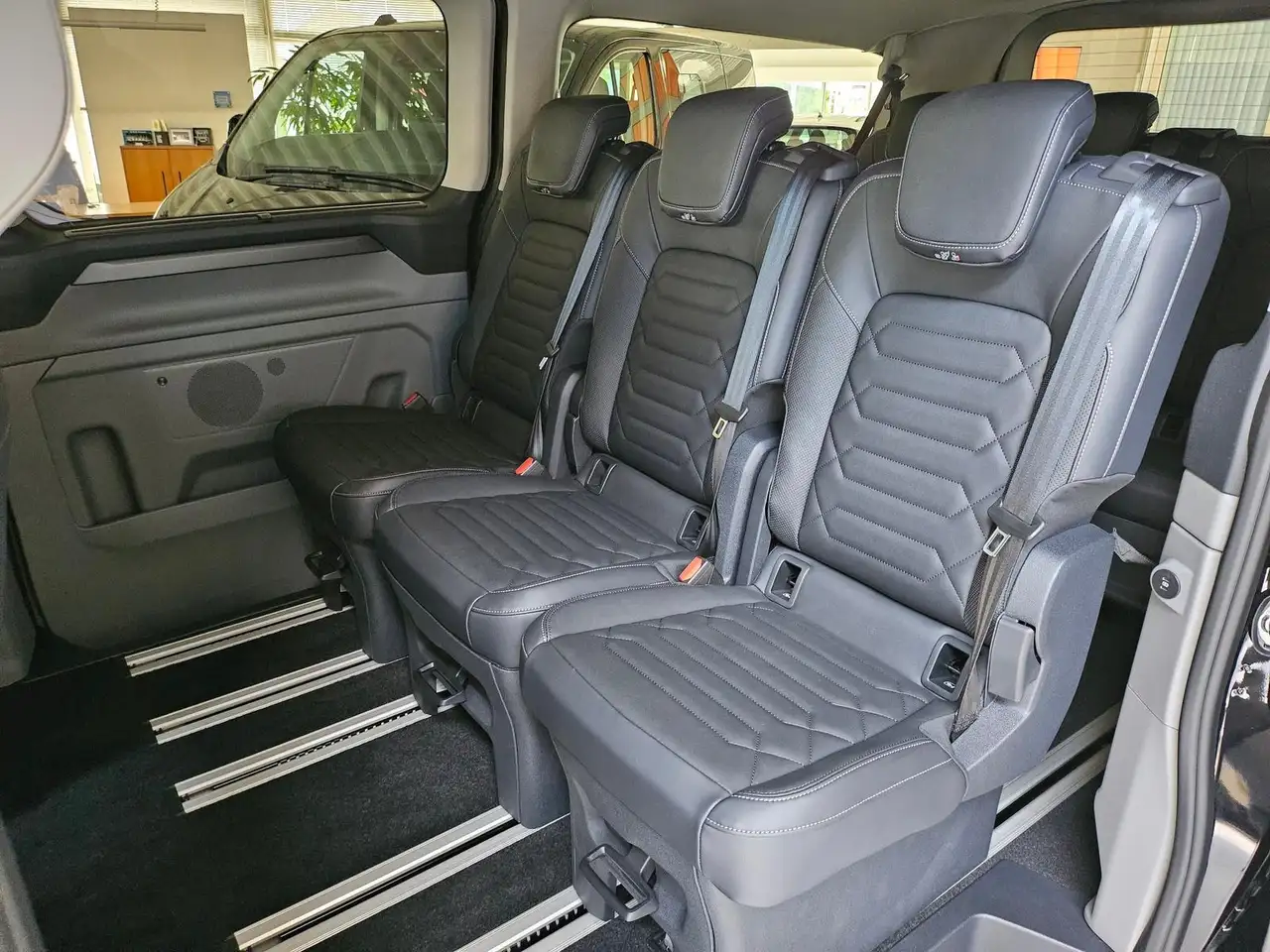 Ford Tourneo Custom 2026 — фото 9