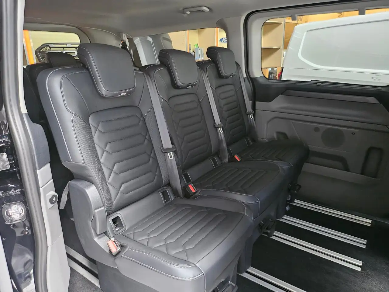 Ford Tourneo Custom 2026 — фото 7