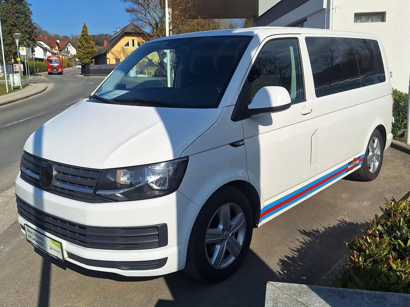 Volkswagen T6 Kombi 4Motion KR 2,0 TDI BMT Weiß - 1