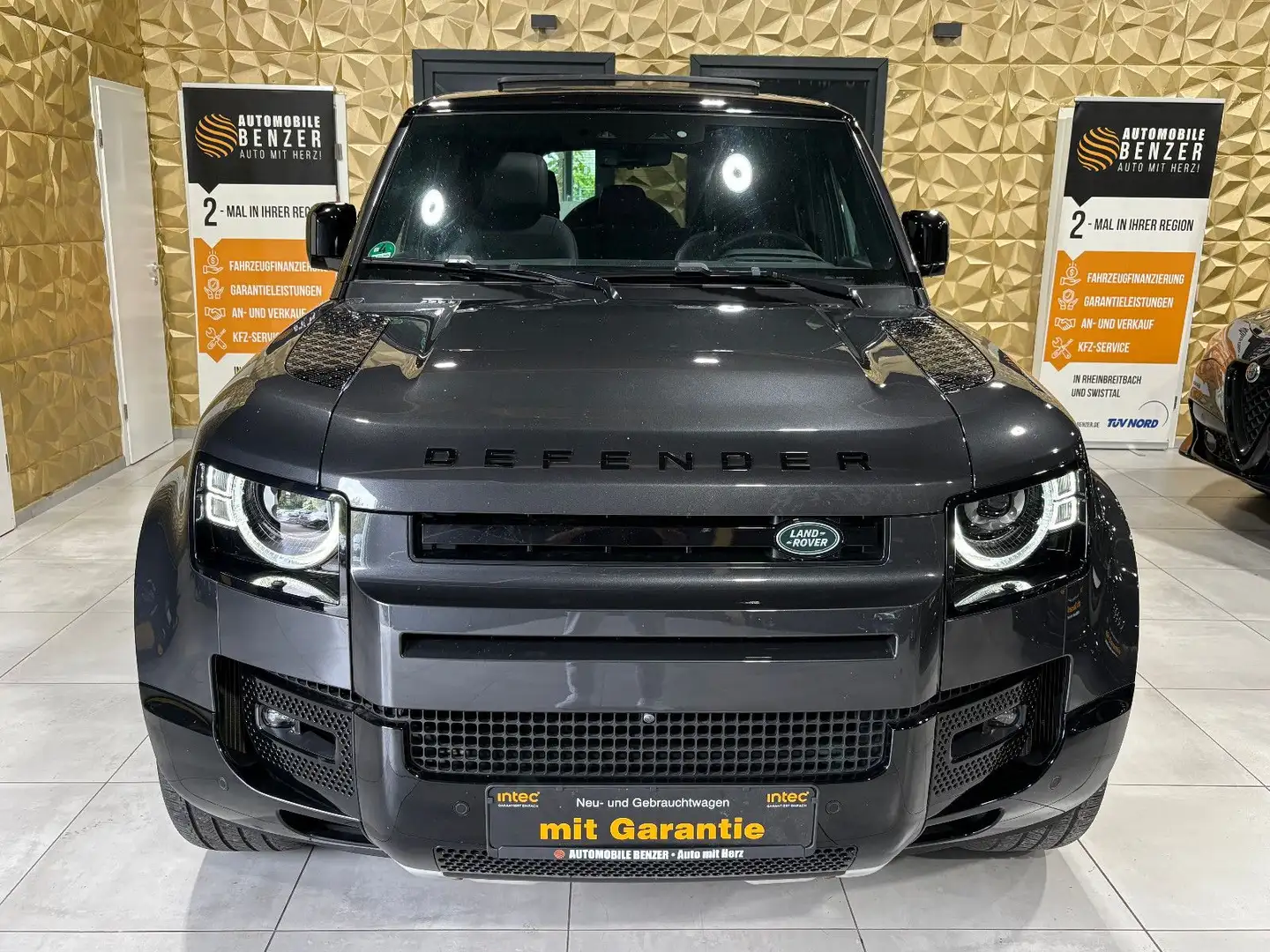 Land Rover Defender 110 V8/PANO/ACC/HEAD-UP/360°/APPLE/AMBI Grau - 2