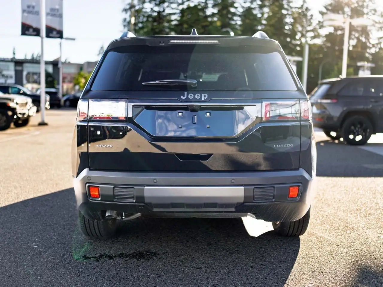 Jeep Cherokee снимка Jeep Cherokee