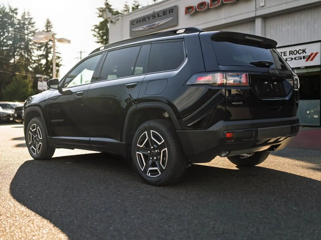 Jeep Cherokee снимка Jeep Cherokee