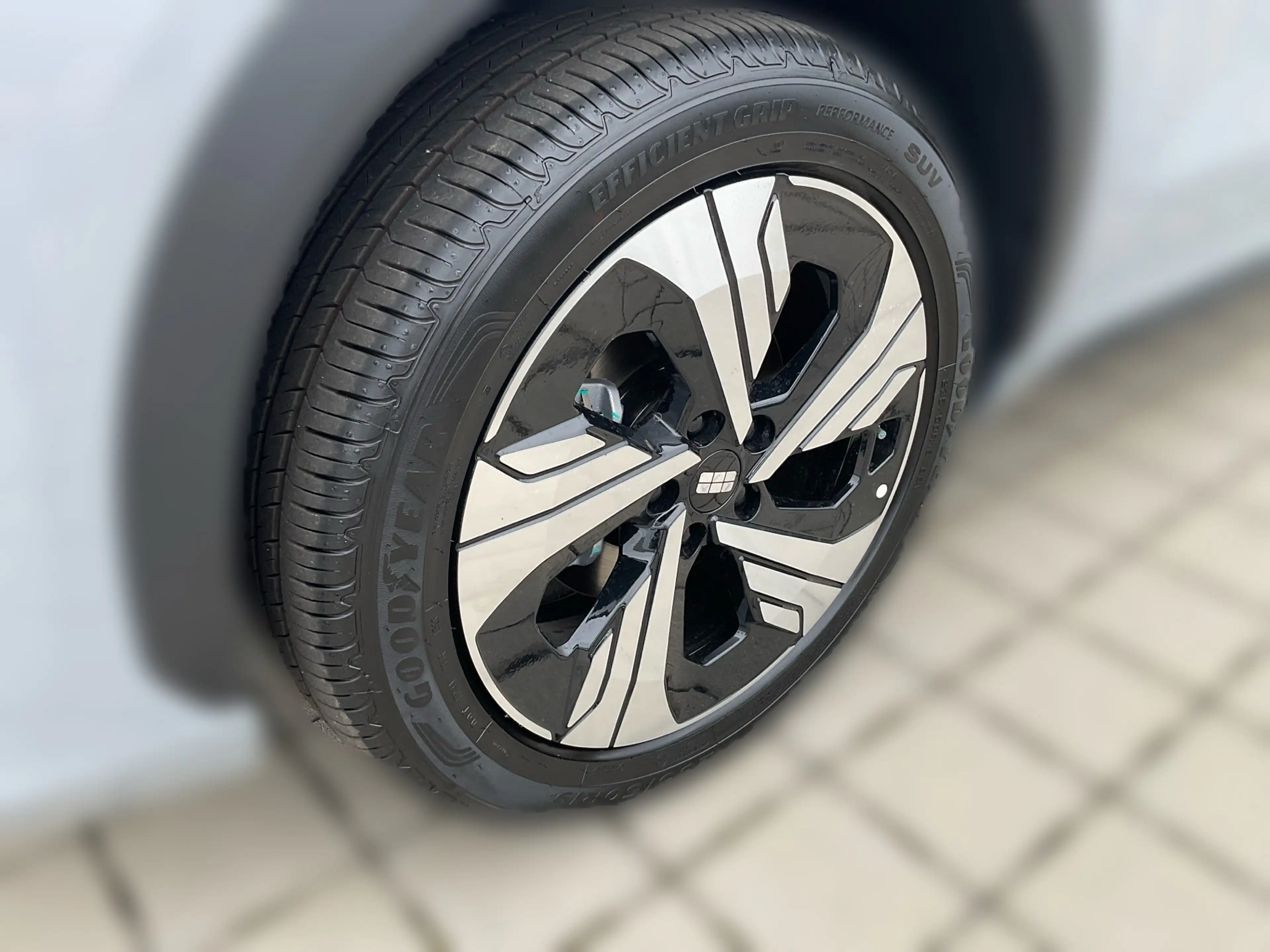 Geely E5 Max — photo 10