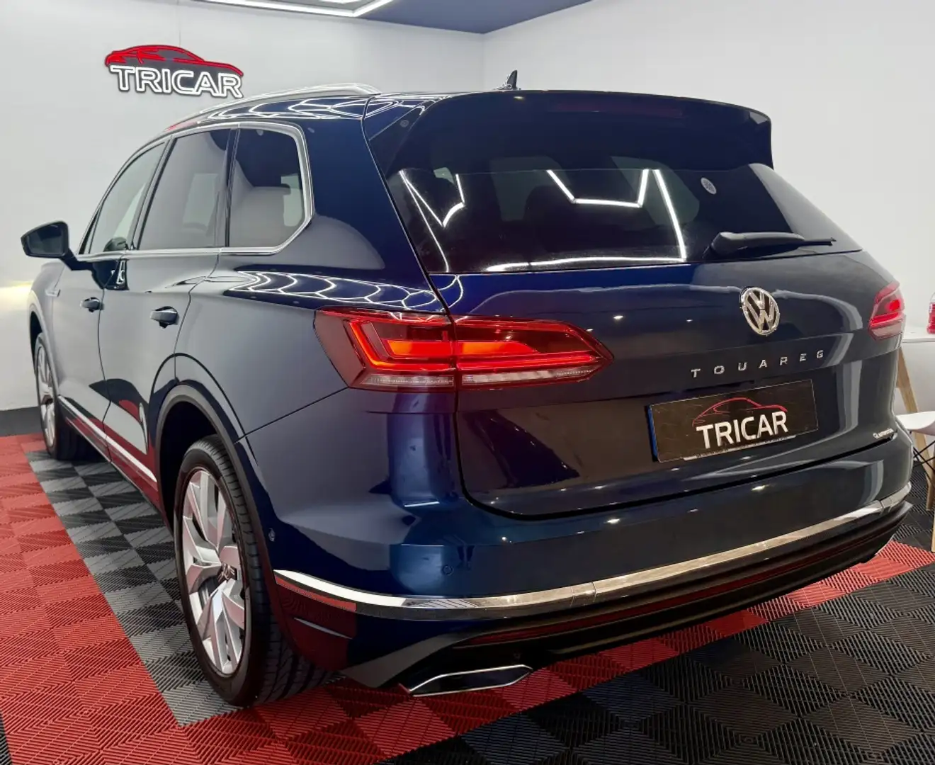 Volkswagen Touareg 3.0TDI V6 Premium Tiptronic Atmosphere 4M 210kW - 2