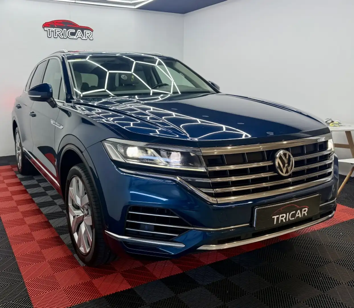 Volkswagen Touareg 3.0TDI V6 Premium Tiptronic Atmosphere 4M 210kW - 1