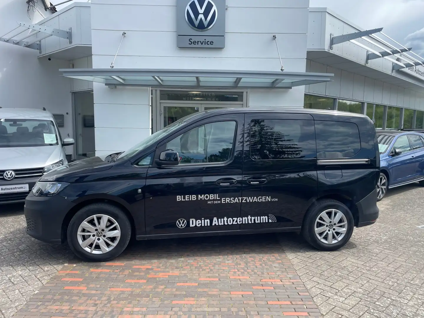 Volkswagen Caddy 5-Sitzer 2.0 TDI KR Schwarz - 2