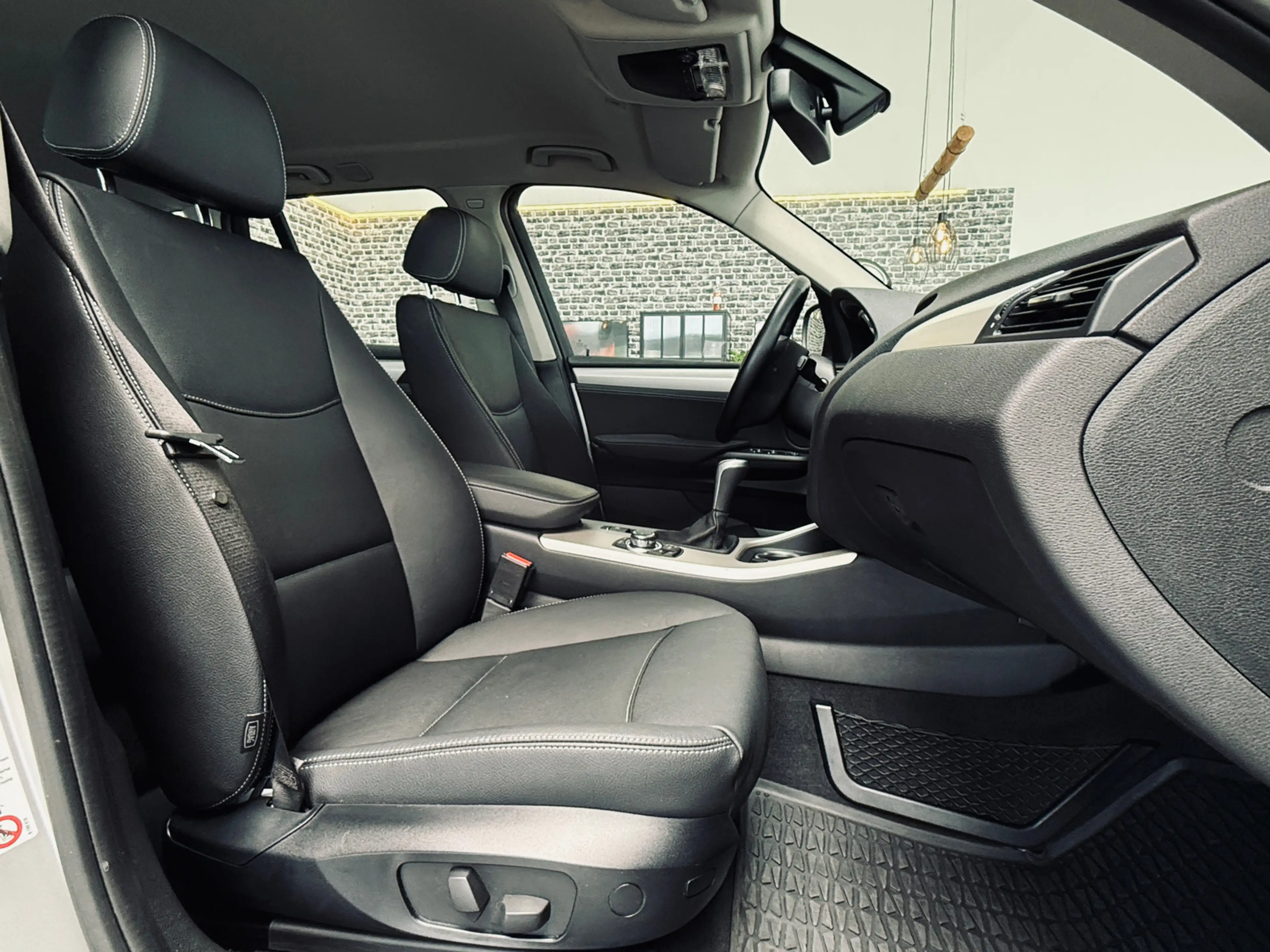 BMW X3 xDrive 20 i XENON|SHZ|LED|1.HAND| — photo 12