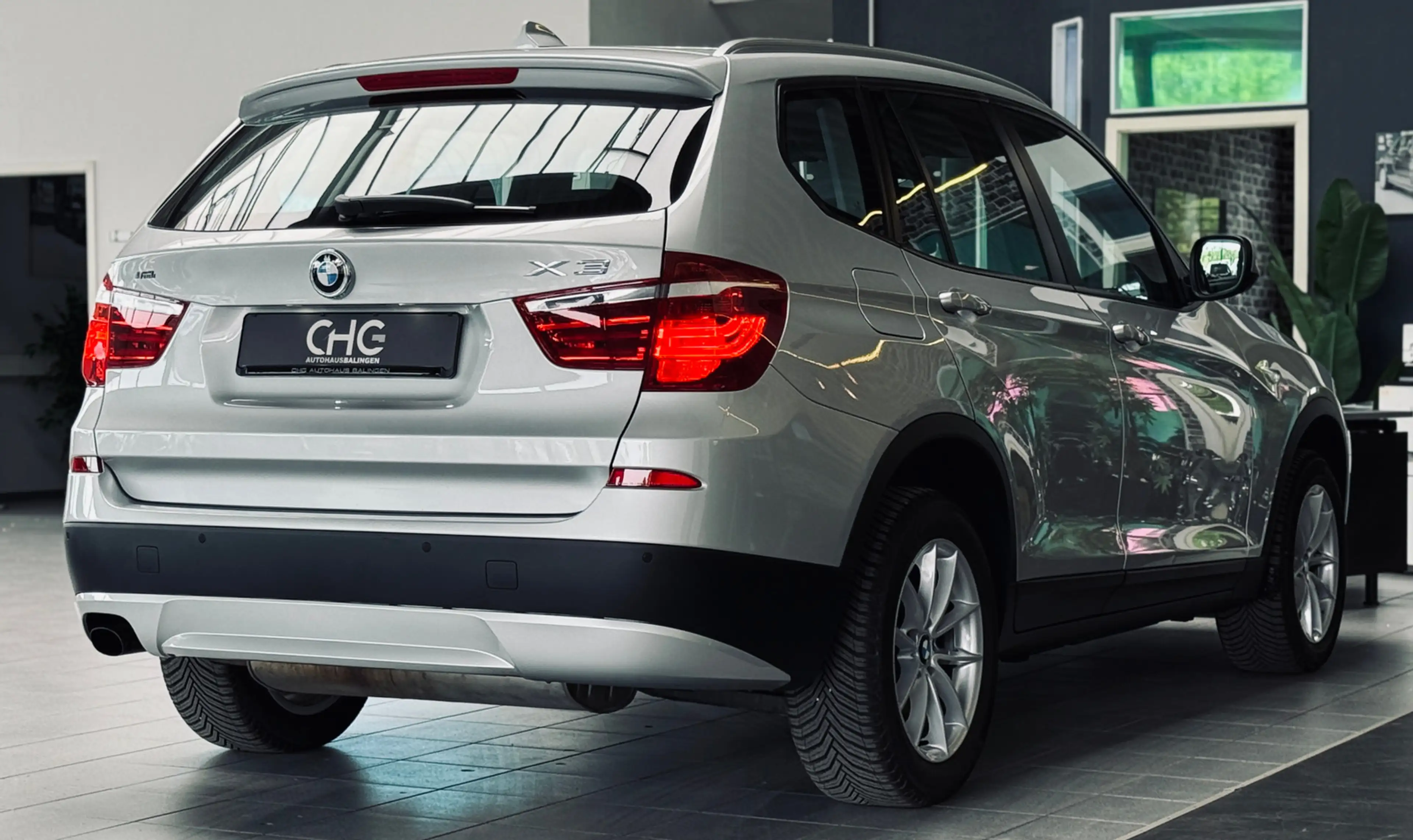 BMW X3 xDrive 20 i XENON|SHZ|LED|1.HAND| — photo 6