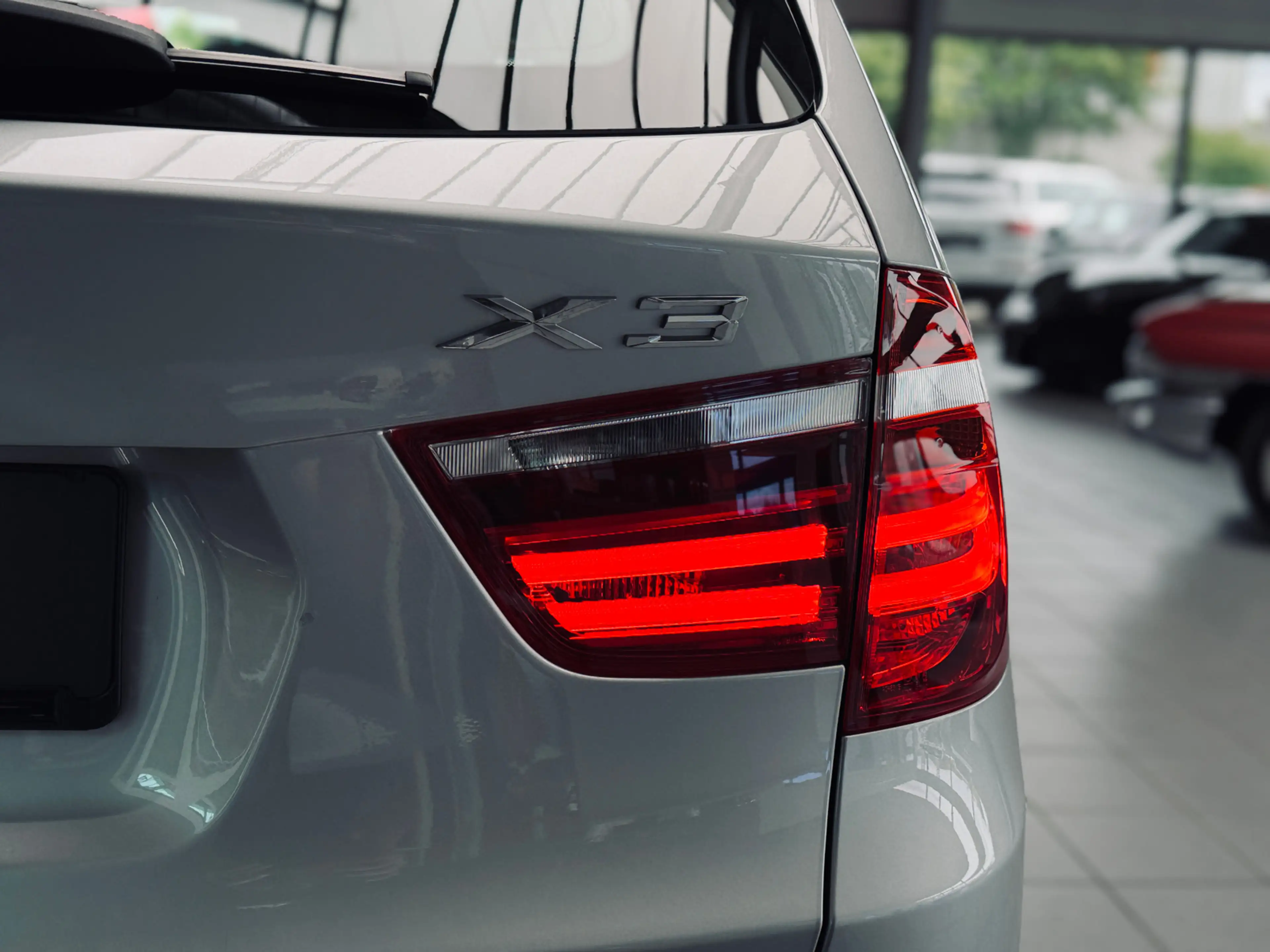 BMW X3 xDrive 20 i XENON|SHZ|LED|1.HAND| — photo 10
